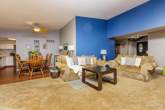 $385,000 | 2721 Heritage Landing, St. Charles, MO 63303