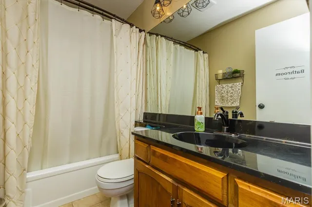 $385,000 | 2721 Heritage Landing, St. Charles, MO 63303