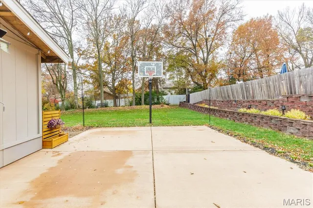 $385,000 | 2721 Heritage Landing, St. Charles, MO 63303