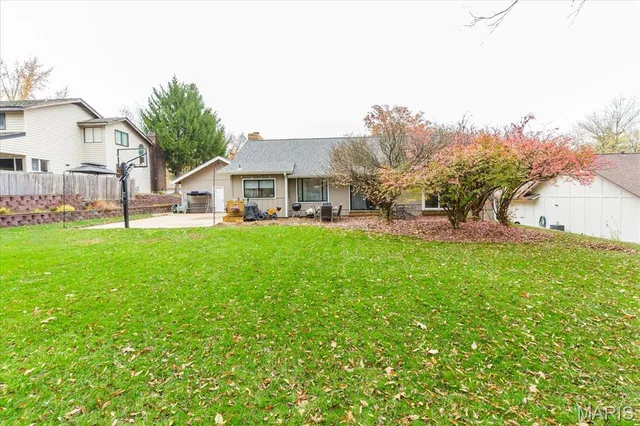 $385,000 | 2721 Heritage Landing, St. Charles, MO 63303