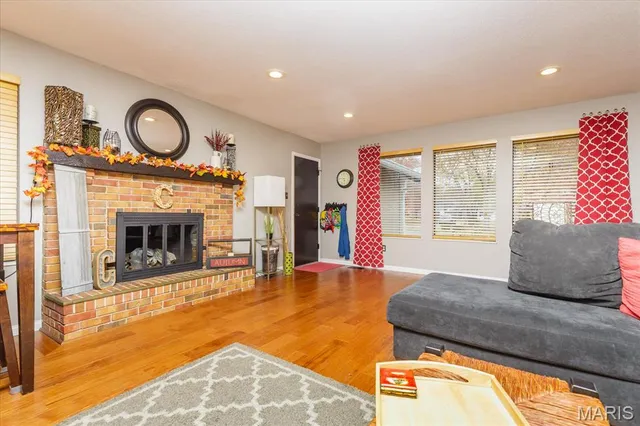 $385,000 | 2721 Heritage Landing, St. Charles, MO 63303