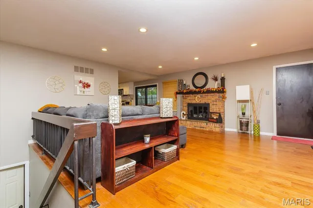 $385,000 | 2721 Heritage Landing, St. Charles, MO 63303