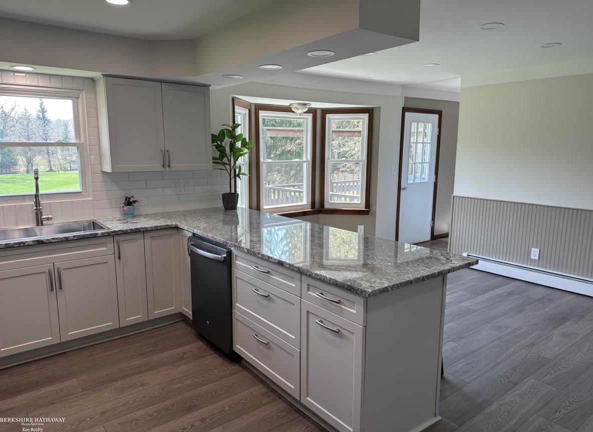 6760 Hunters Creek Road Imlay City, MI 48444 - Photo 7 of 35