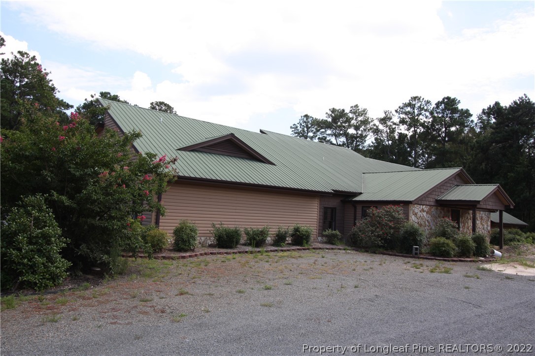 680 Old Landing Road Maxton, NC 28364 - Photo 4 of 30 Gallery Image 4