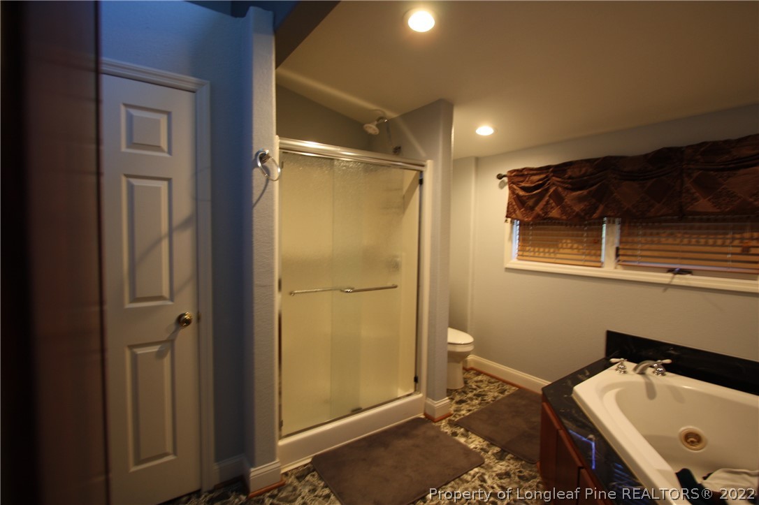 680 Old Landing Road Maxton, NC 28364 - Photo 9 of 30 Gallery Image 9