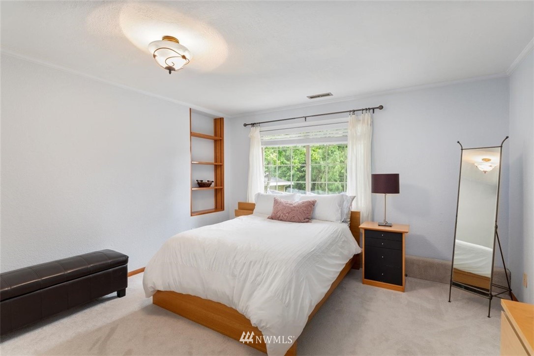 15810 3rd Avenue Southeast Bothell, WA 98012 - Photo 26 of 40 Gallery Image 26