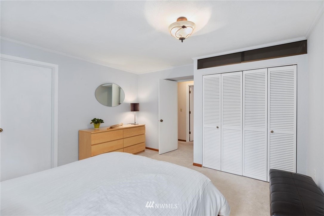 15810 3rd Avenue Southeast Bothell, WA 98012 - Photo 27 of 40 Gallery Image 27