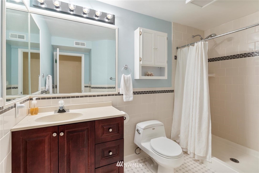 15810 3rd Avenue Southeast Bothell, WA 98012 - Photo 28 of 40 Gallery Image 28