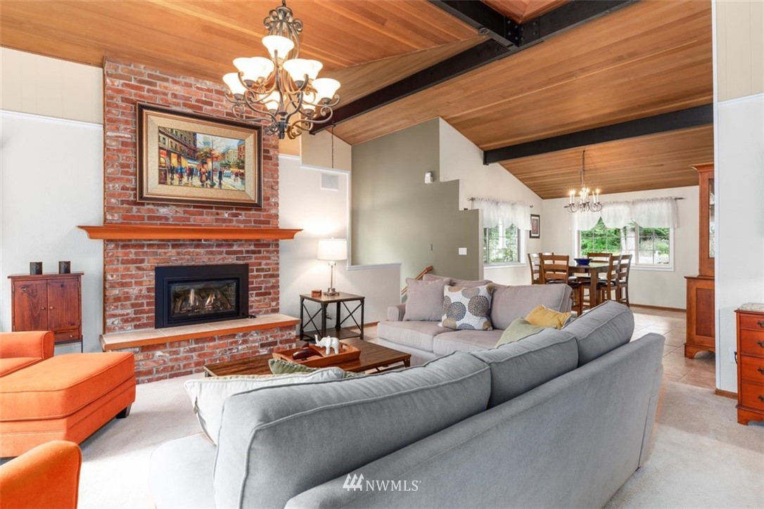15810 3rd Avenue Southeast Bothell, WA 98012 - Photo 6 of 40 Gallery Image 6