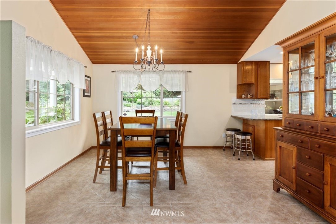15810 3rd Avenue Southeast Bothell, WA 98012 - Photo 7 of 40 Gallery Image 7