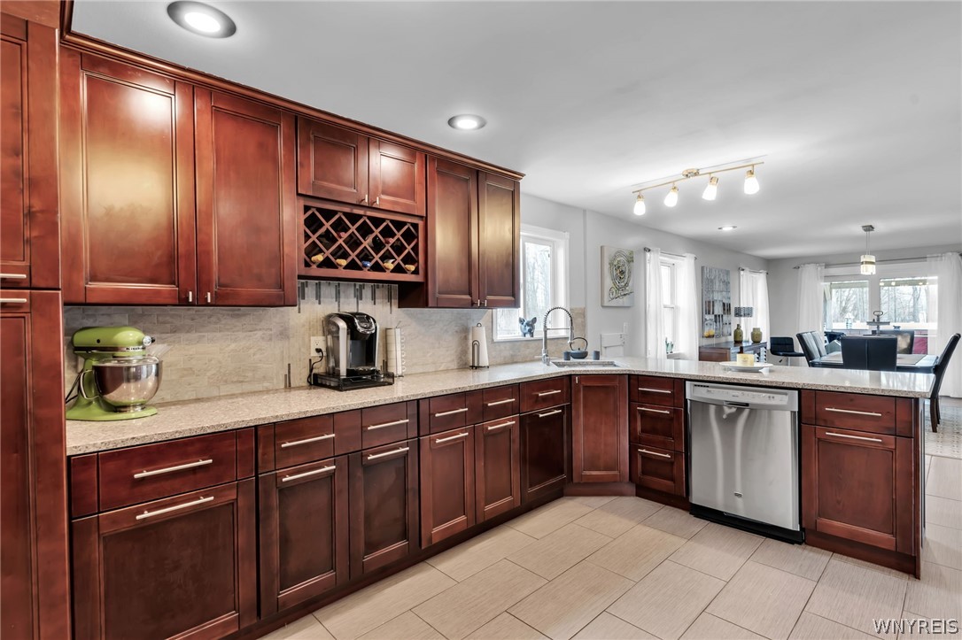 5755 Fisk Road Pendleton, NY 14094 - Photo 12 of 50