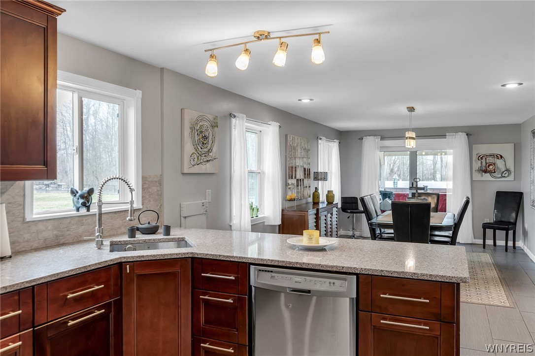 5755 Fisk Road Pendleton, NY 14094 - Photo 14 of 50