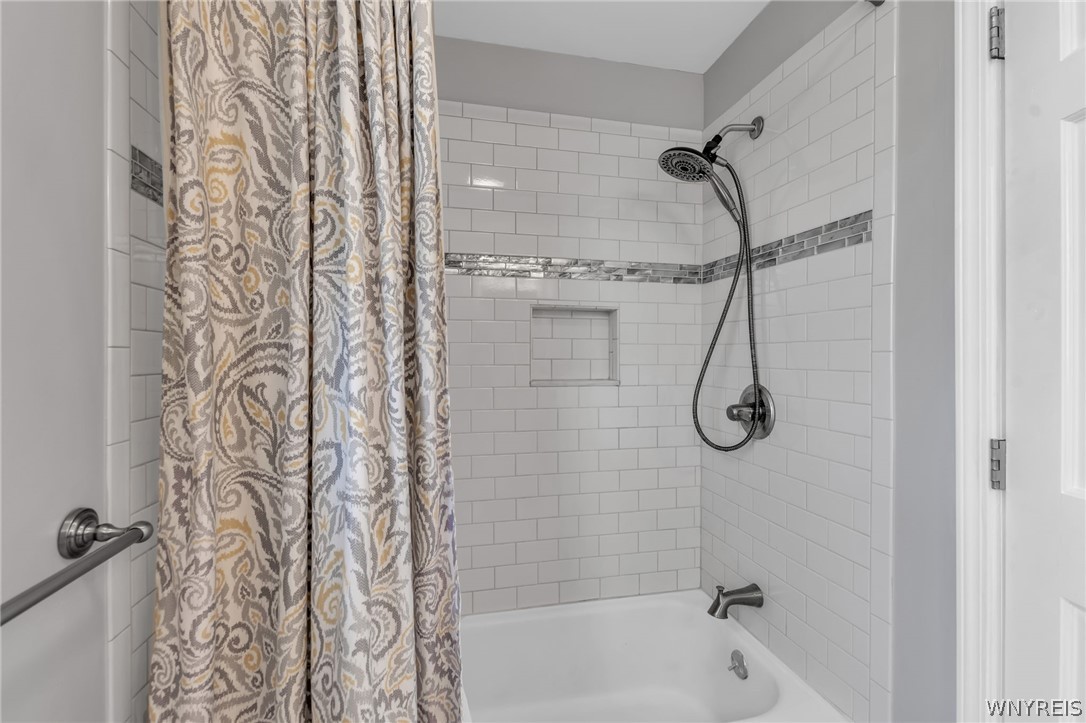 5755 Fisk Road Pendleton, NY 14094 - Photo 35 of 50