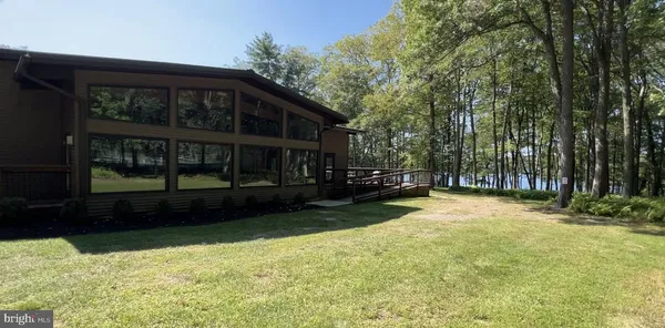 $4,900 | 112 Spruce Court, Hawley, PA 18428