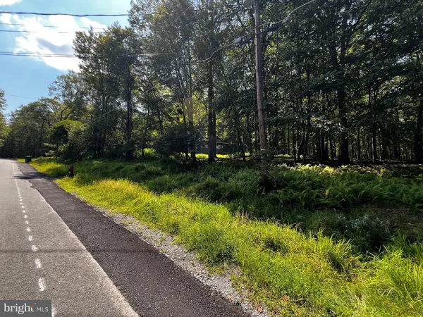$4,900 | 112 Spruce Court, Hawley, PA 18428