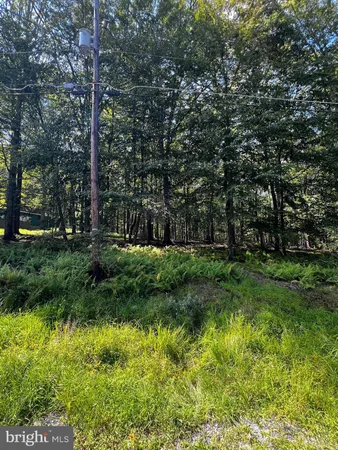 $4,900 | 112 Spruce Court, Hawley, PA 18428