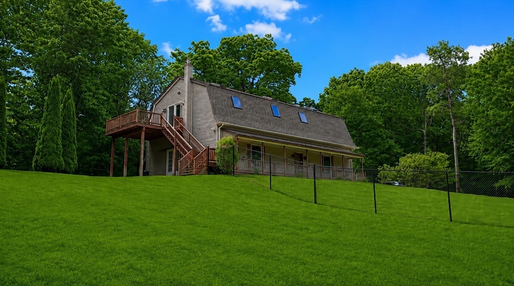 10 Mill Road North Brookfield, MA 01535 - Photo 2 of 31