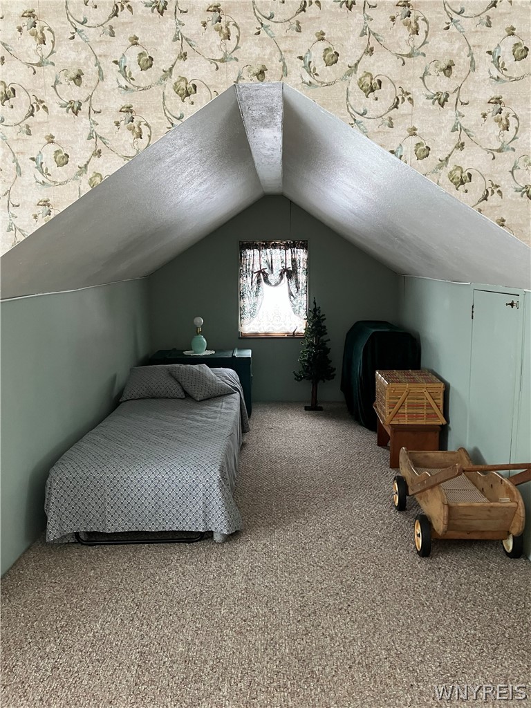 207 Coolidge Road Irondequoit, NY 14622 - Photo 22 of 42