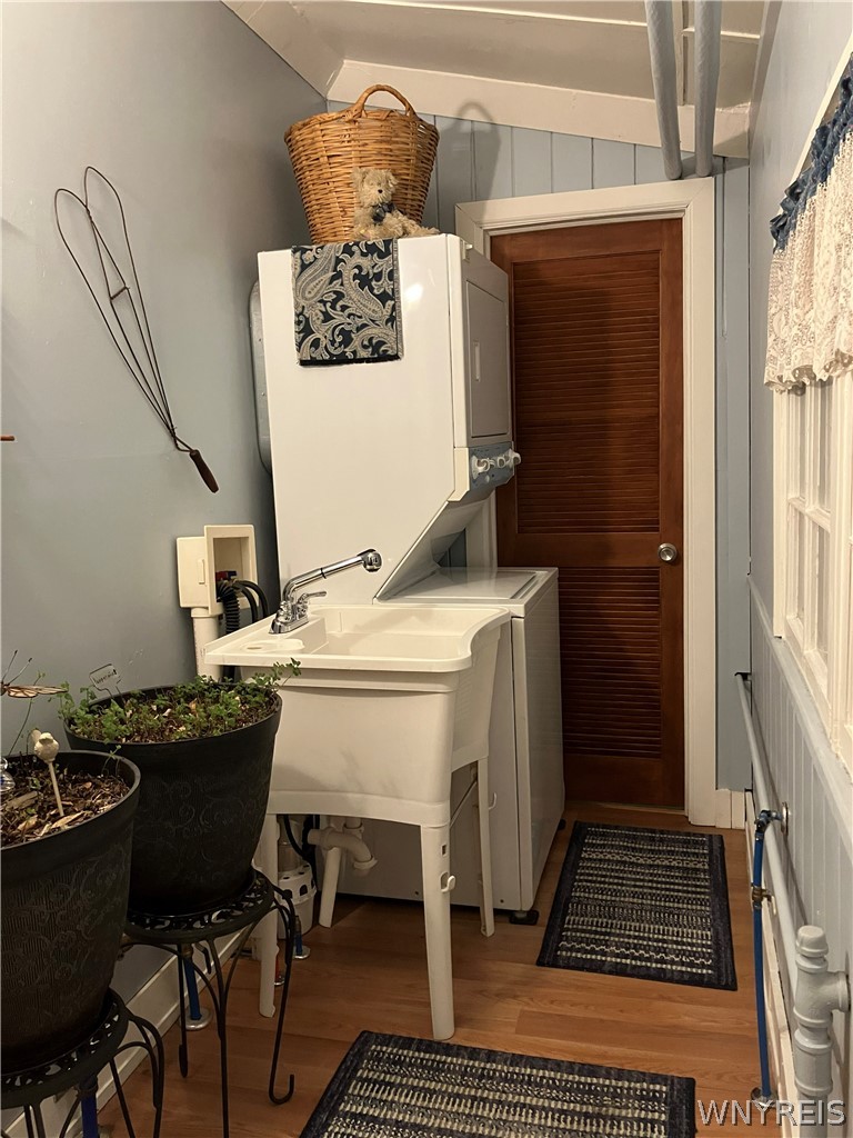 207 Coolidge Road Irondequoit, NY 14622 - Photo 27 of 42