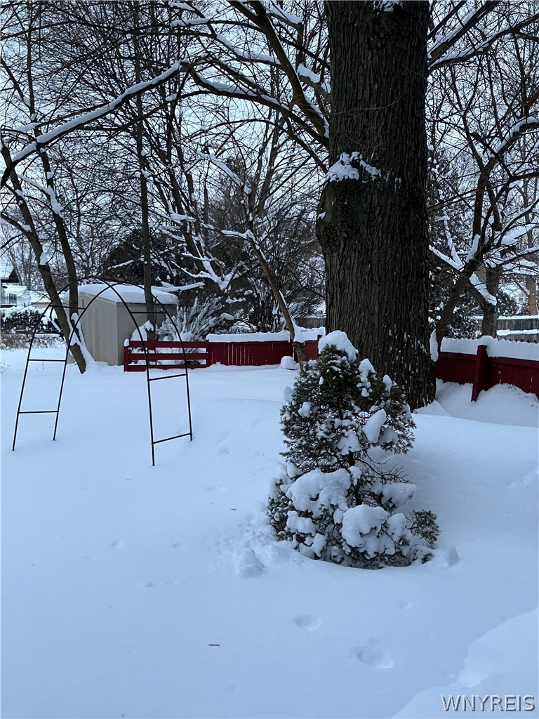 207 Coolidge Road Irondequoit, NY 14622 - Photo 33 of 42