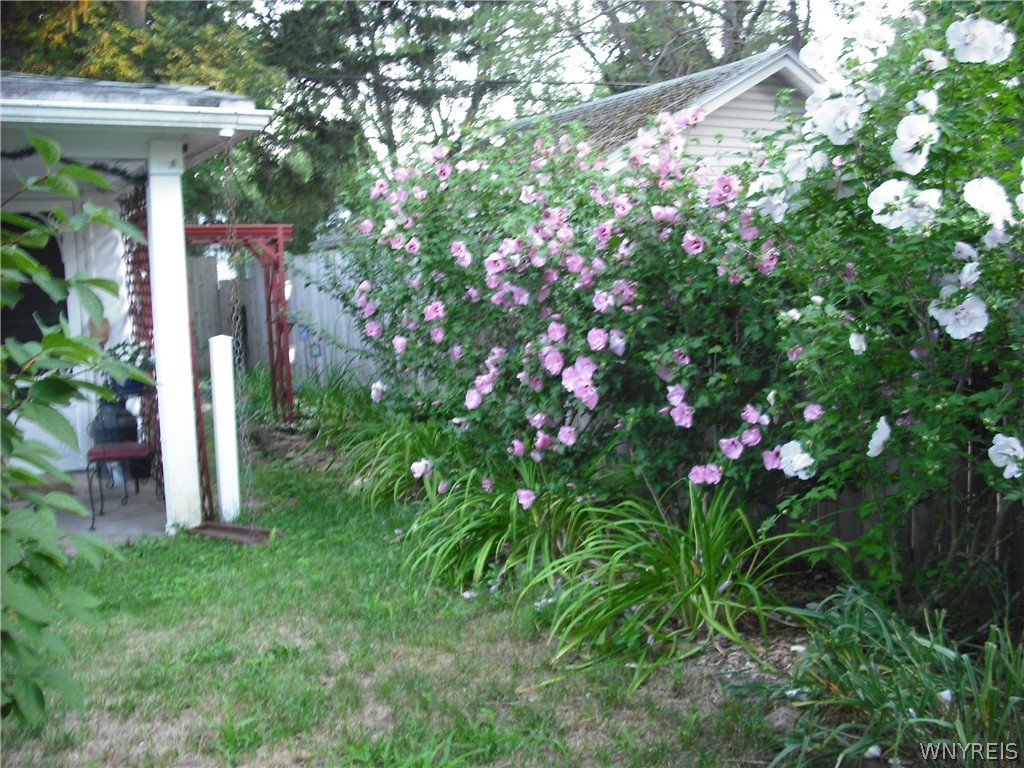 207 Coolidge Road Irondequoit, NY 14622 - Photo 42 of 42