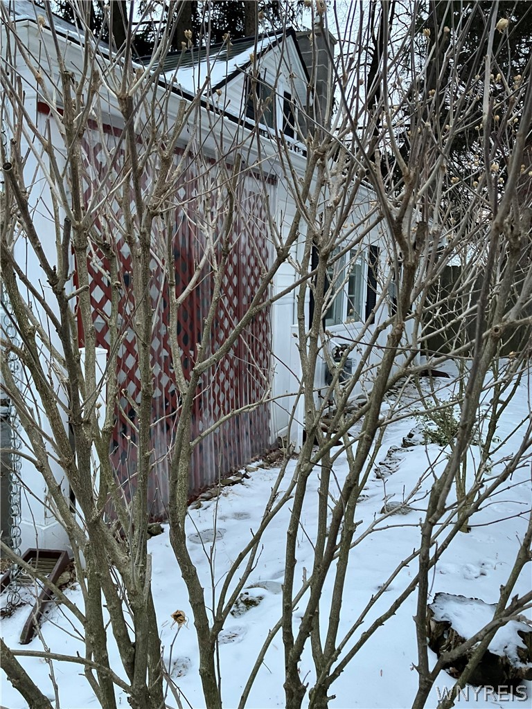 207 Coolidge Road Irondequoit, NY 14622 - Photo 5 of 42