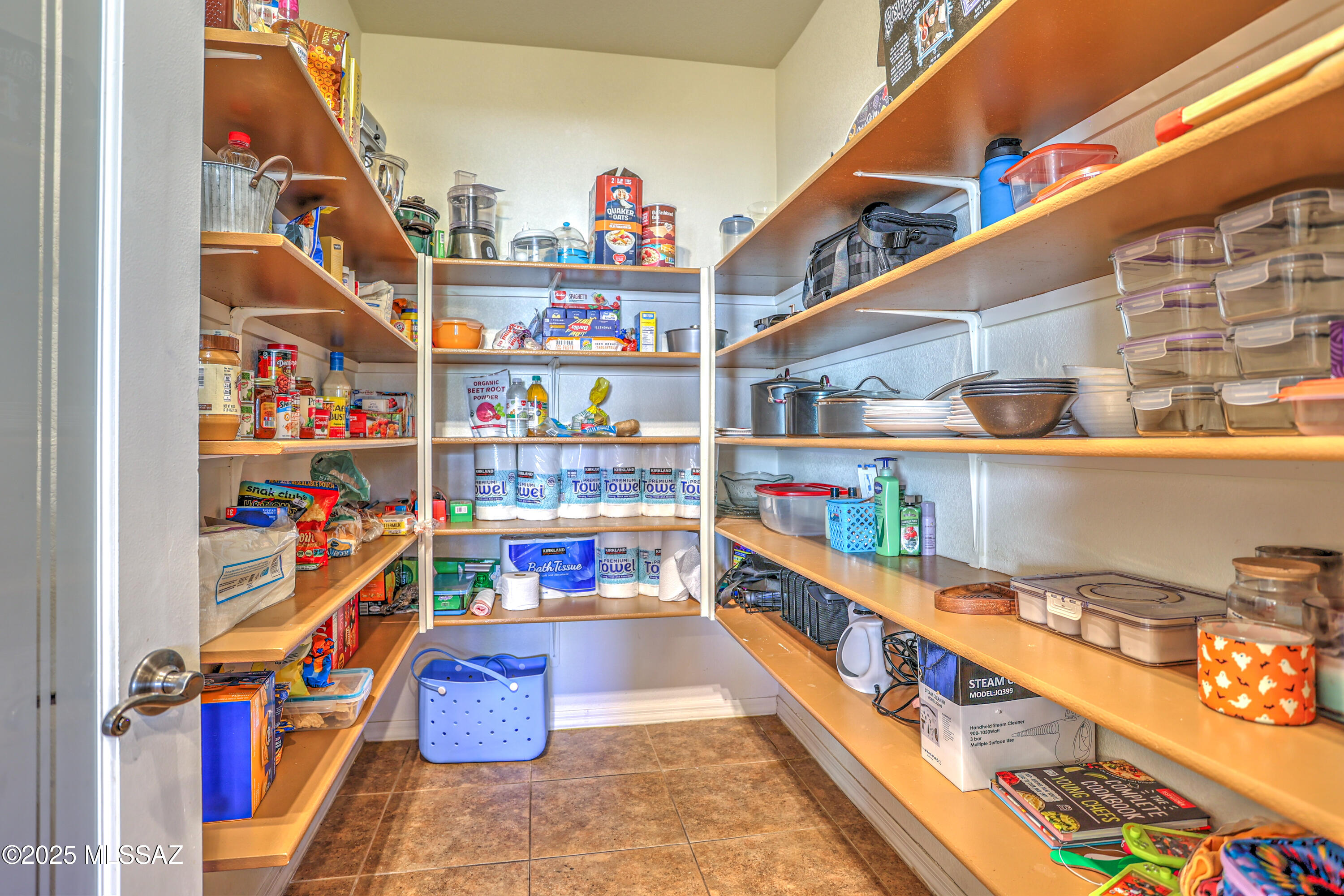 3551 East Mecate Road Tucson, AZ 85739 - Photo 15 of 49 Pantry is HUGE