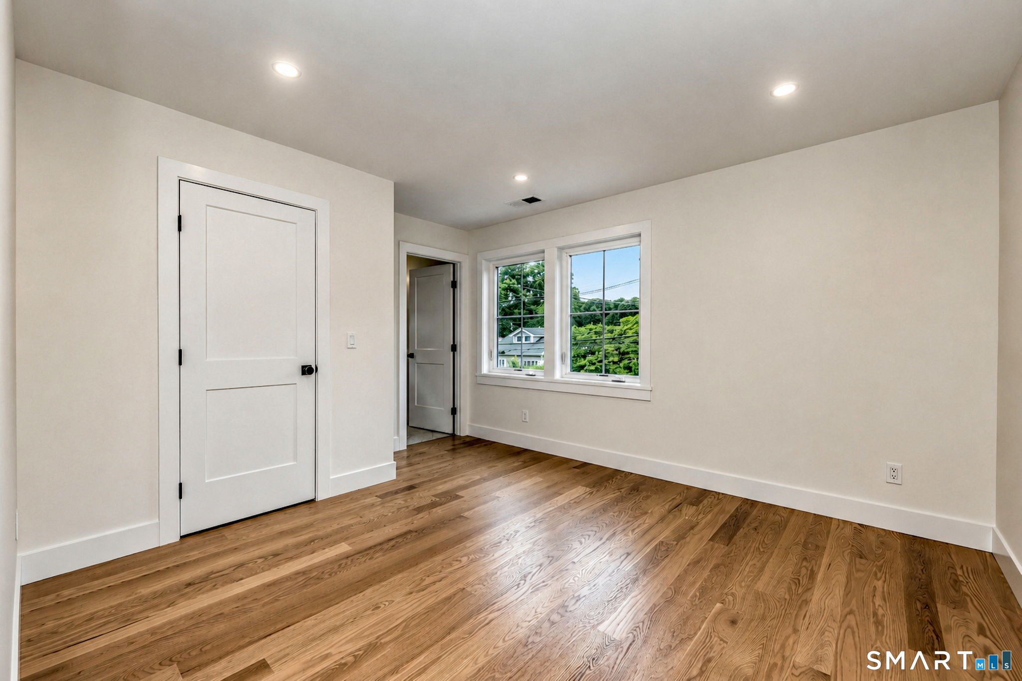 35 Myrtle Street Norwalk, CT 06855 - Photo 24 of 29