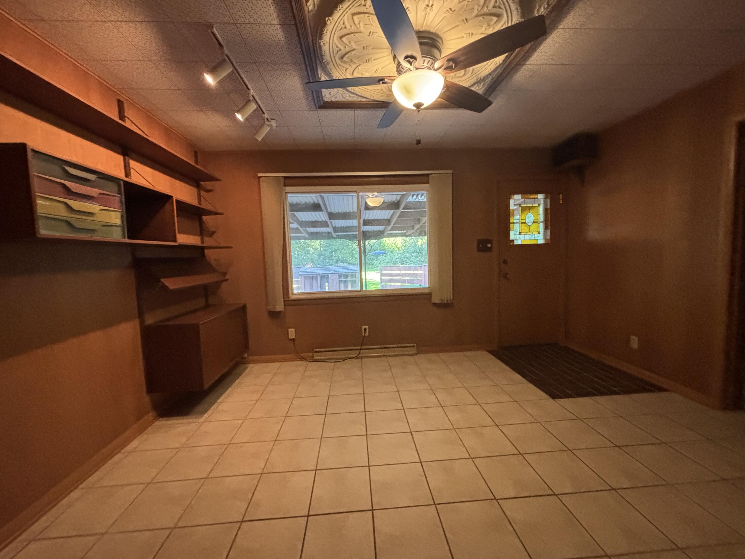 1701 West Donges Bay Road Mequon, WI 53092 - Photo 20 of 29 Family Rm/Den