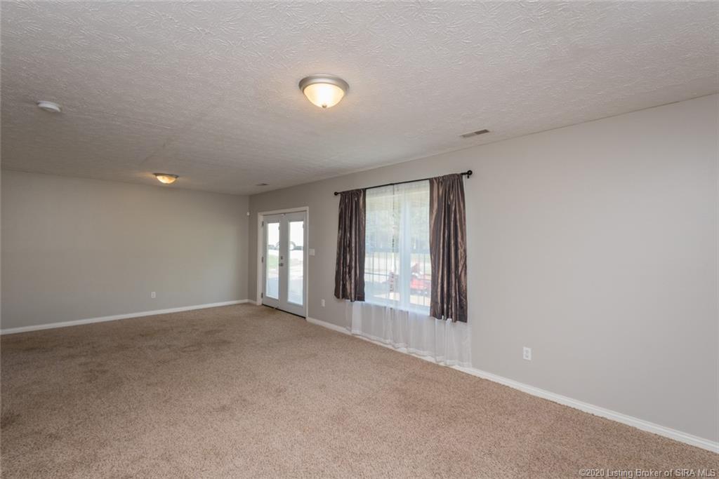 7264 Black Creek Road Elizabeth, IN 47117 - Photo 17 of 33 Gallery Image 17