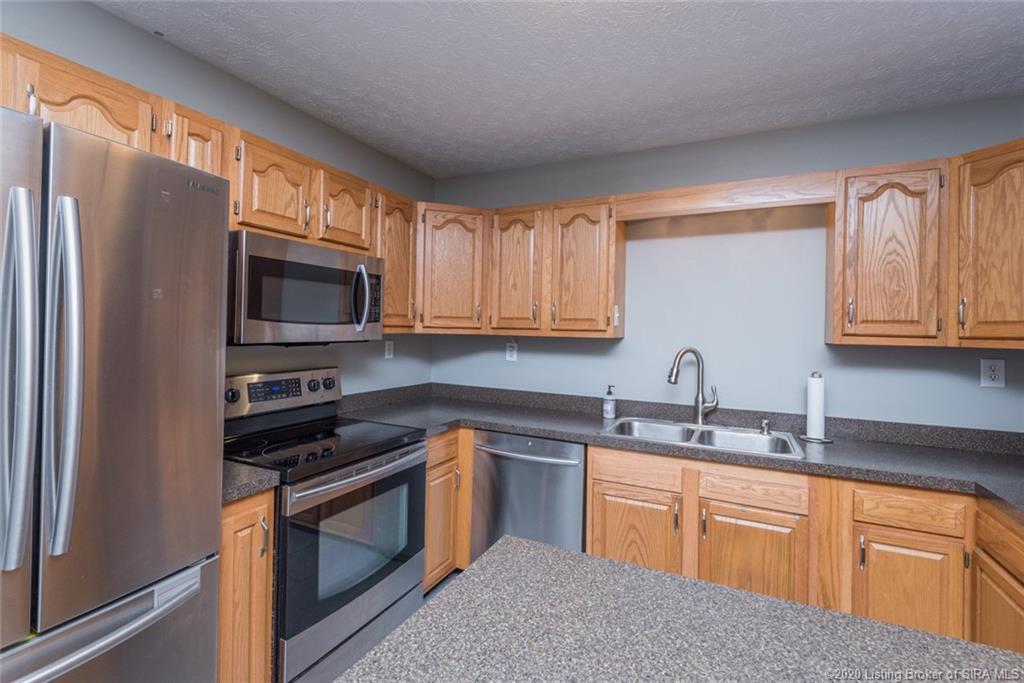 7264 Black Creek Road Elizabeth, IN 47117 - Photo 7 of 33 Gallery Image 7