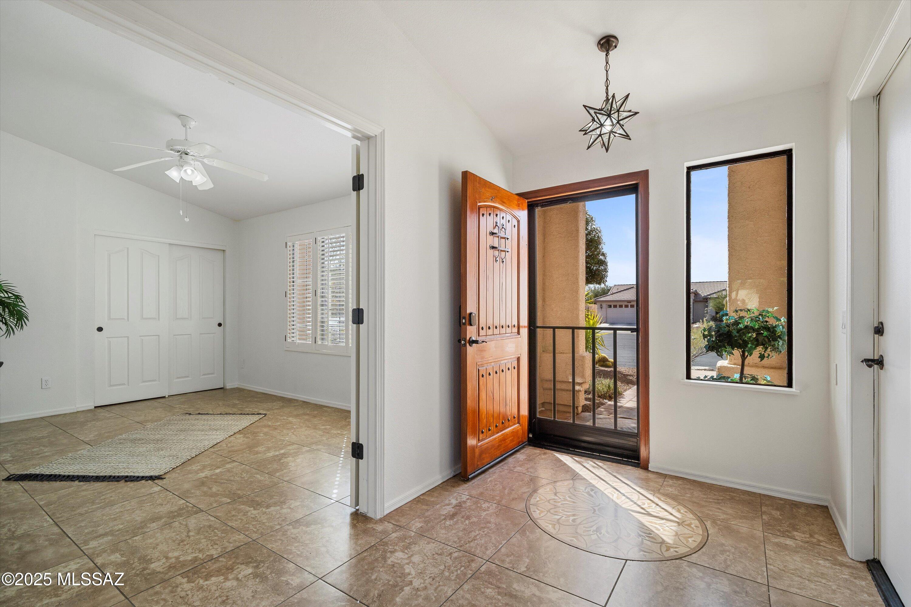 36955 South Highland Ridge Court Tucson, AZ 85739 - Photo 4 of 49