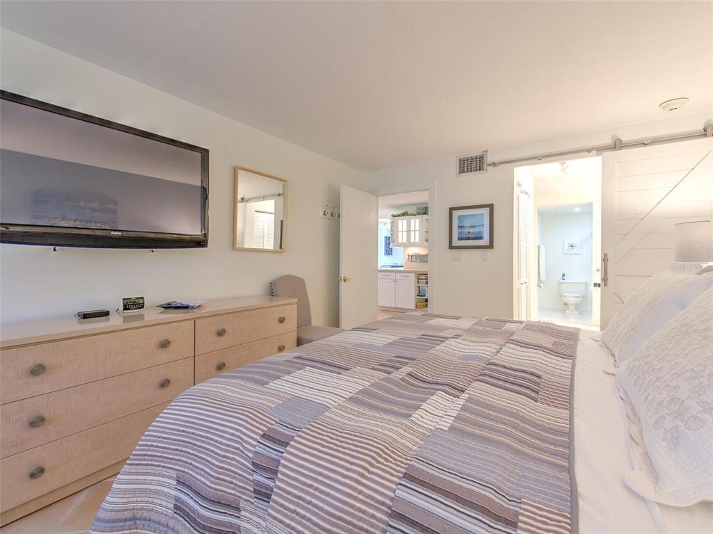 720 Bayport Way, Unit 720 Longboat Key, FL 34228 - Photo 27 of 68