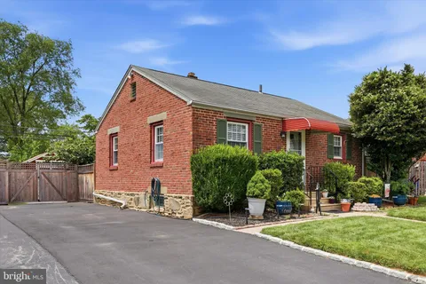 $355,000 | 716 Howard Avenue, Havertown, PA 19083
