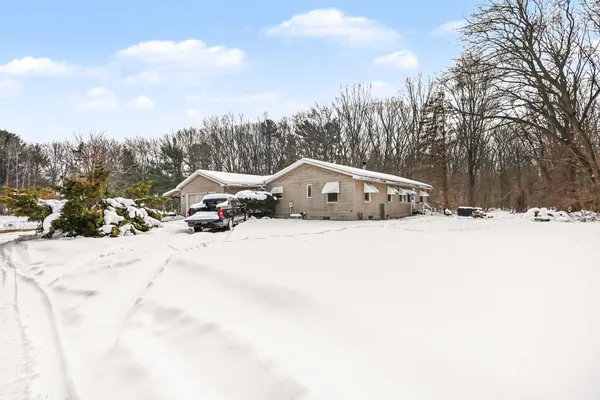 $625,000 | 16200 152nd Avenue, Spring Lake, MI 49456