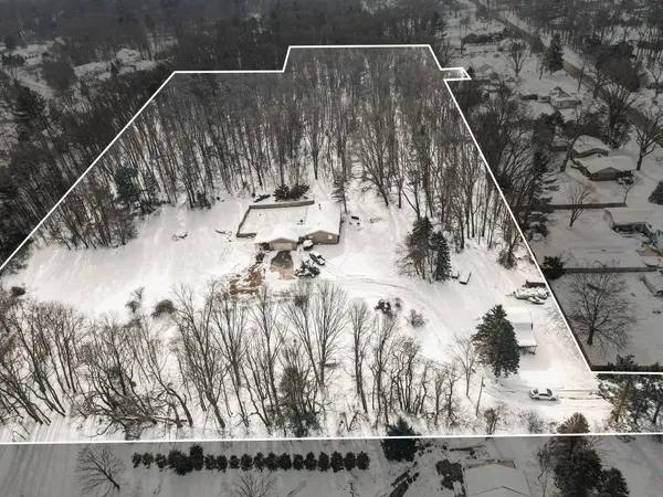 $625,000 | 16200 152nd Avenue, Spring Lake, MI 49456