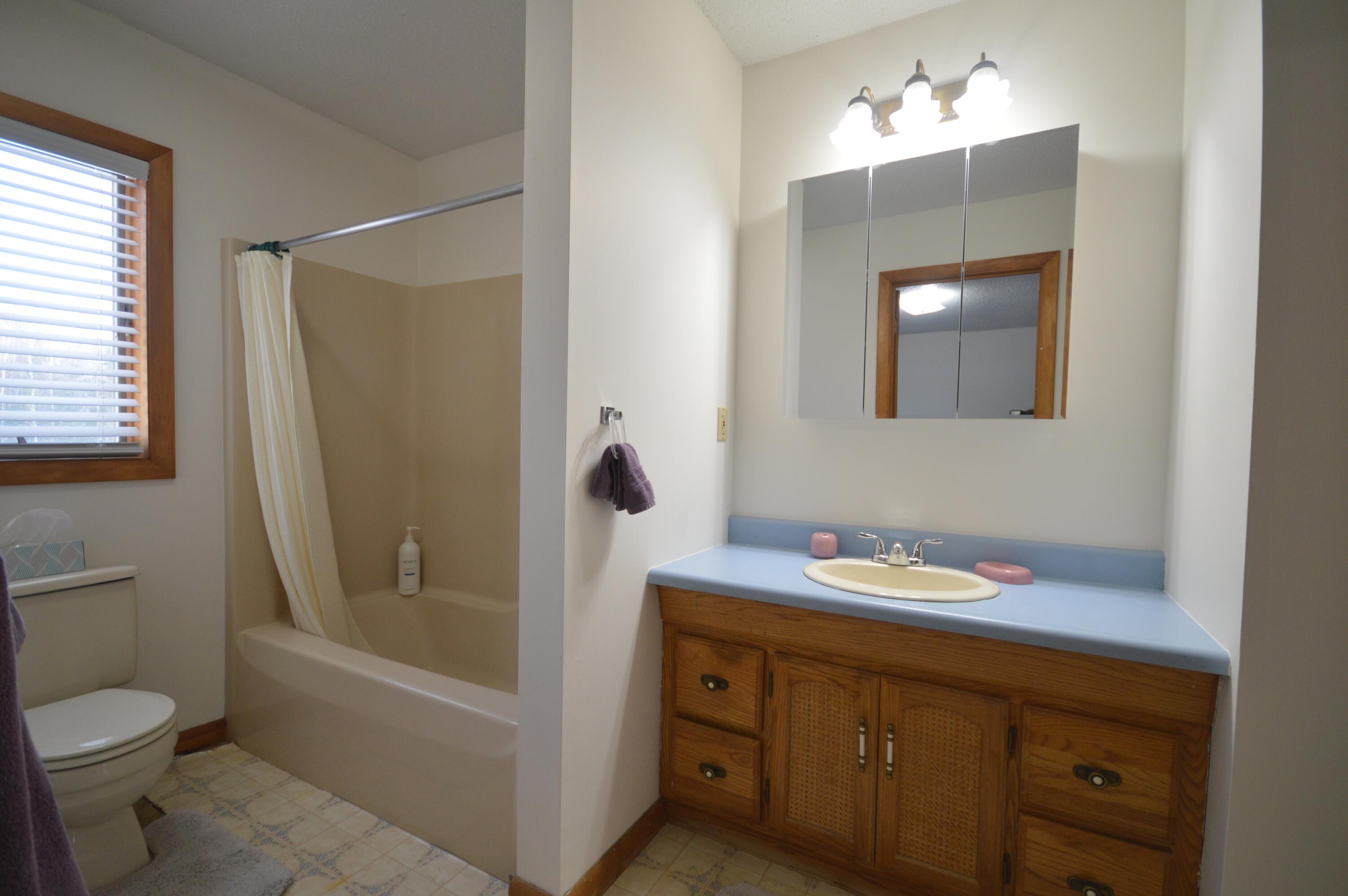 510 Darling Road Hudson, ME 04449 - Photo 16 of 42 DSC_0006
