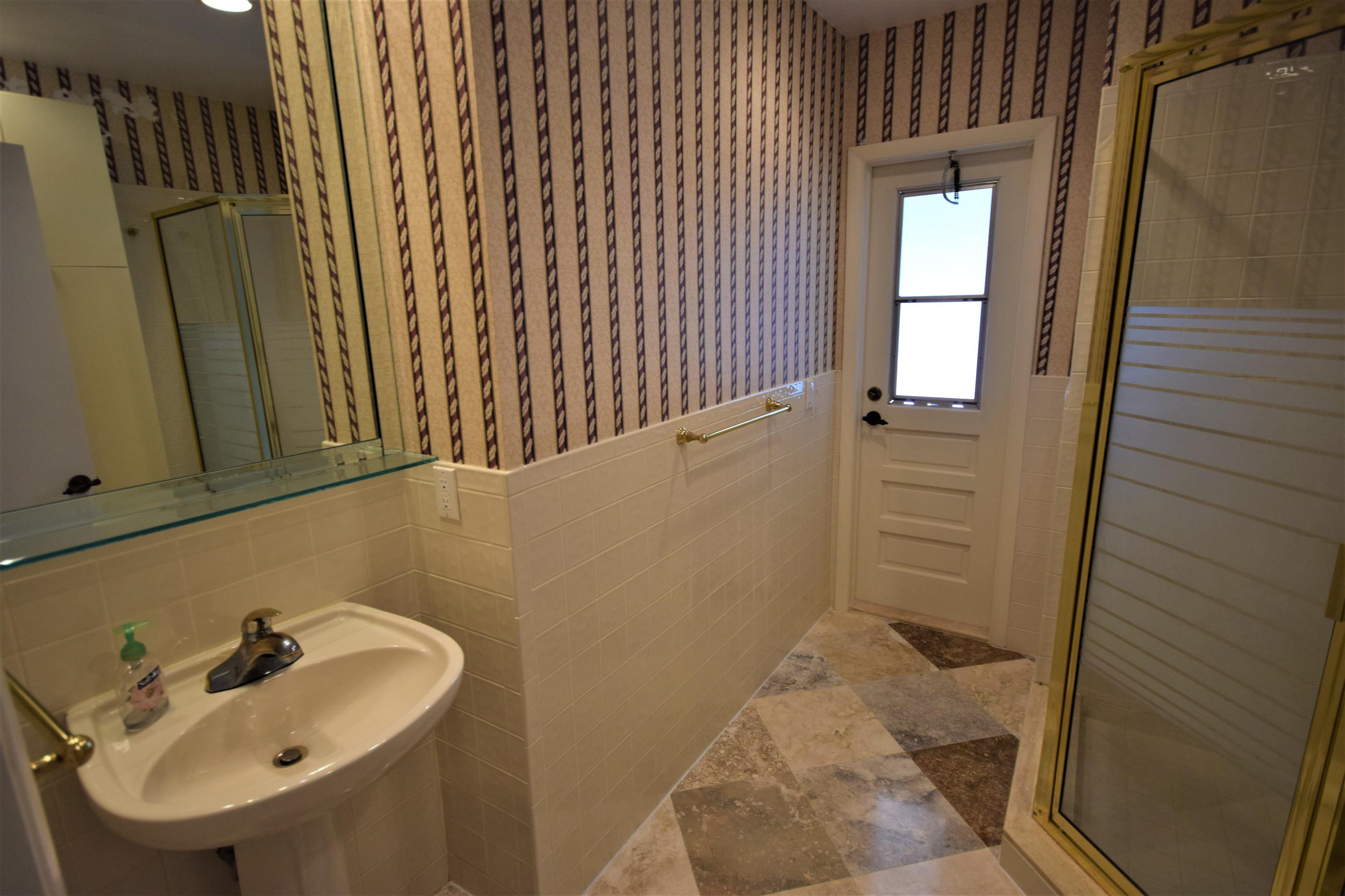 1572 Southwest 6th Court Boca Raton, FL 33486 - Photo 15 of 35 DSC_6551