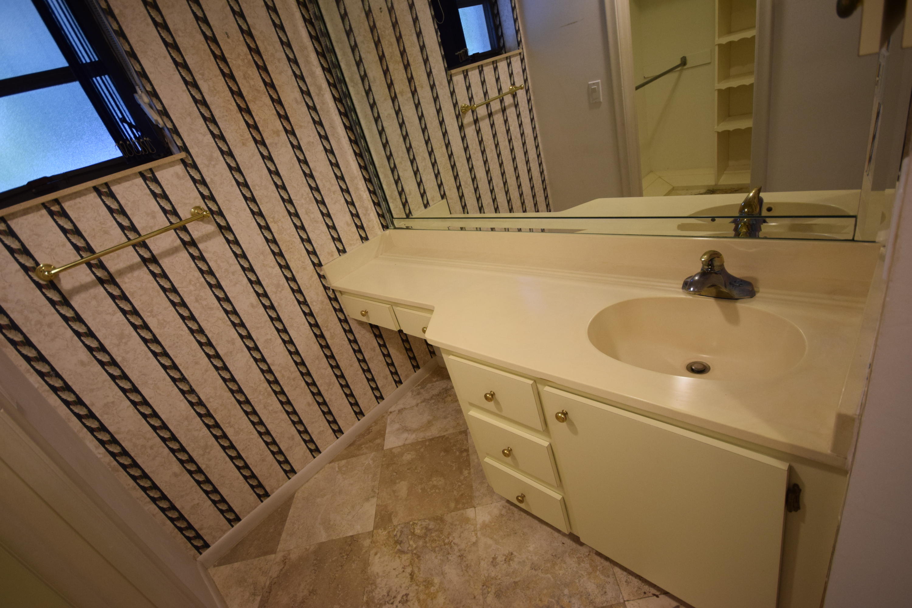 1572 Southwest 6th Court Boca Raton, FL 33486 - Photo 32 of 35 DSC_6575