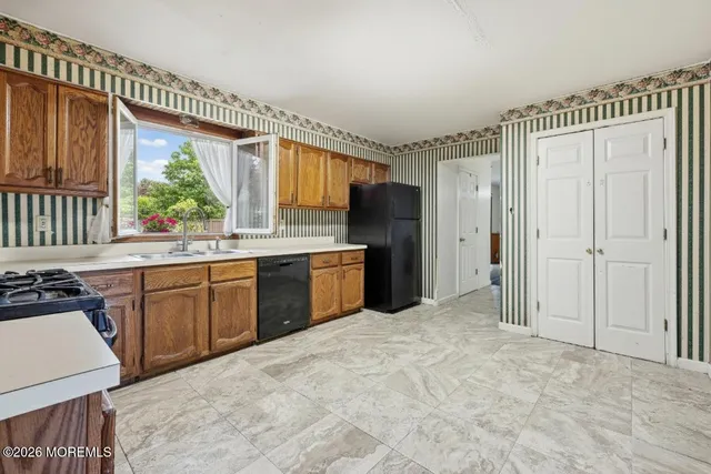 $700,000 | 1163 Cecil Court, Lakewood, NJ 08701