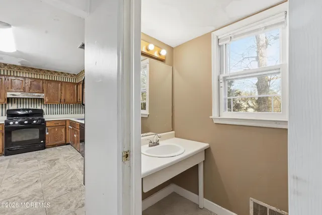 $700,000 | 1163 Cecil Court, Lakewood, NJ 08701