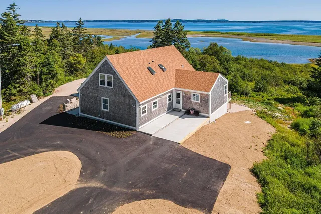$1,695,000 | 560 South Lubec Road, Lubec, ME 04652