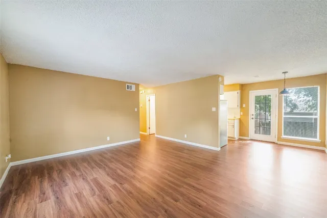 $1,525 | 5412 Atascosa Drive, Unit B, Austin, TX 78744