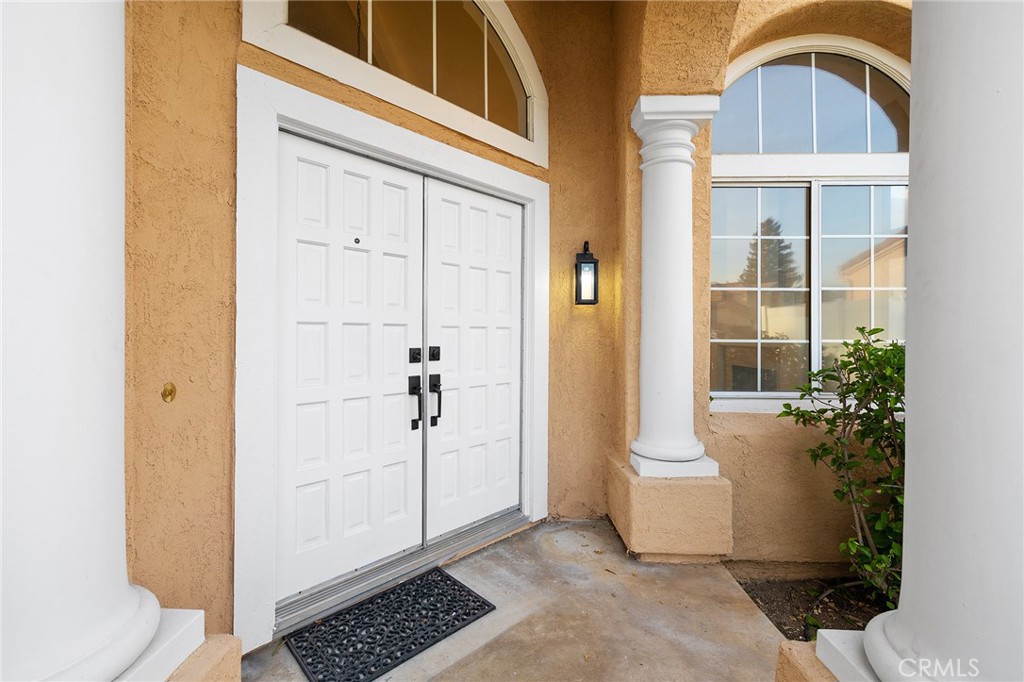 28950 Clear Spring Lane Highland, CA 92346 - Photo 6 of 58