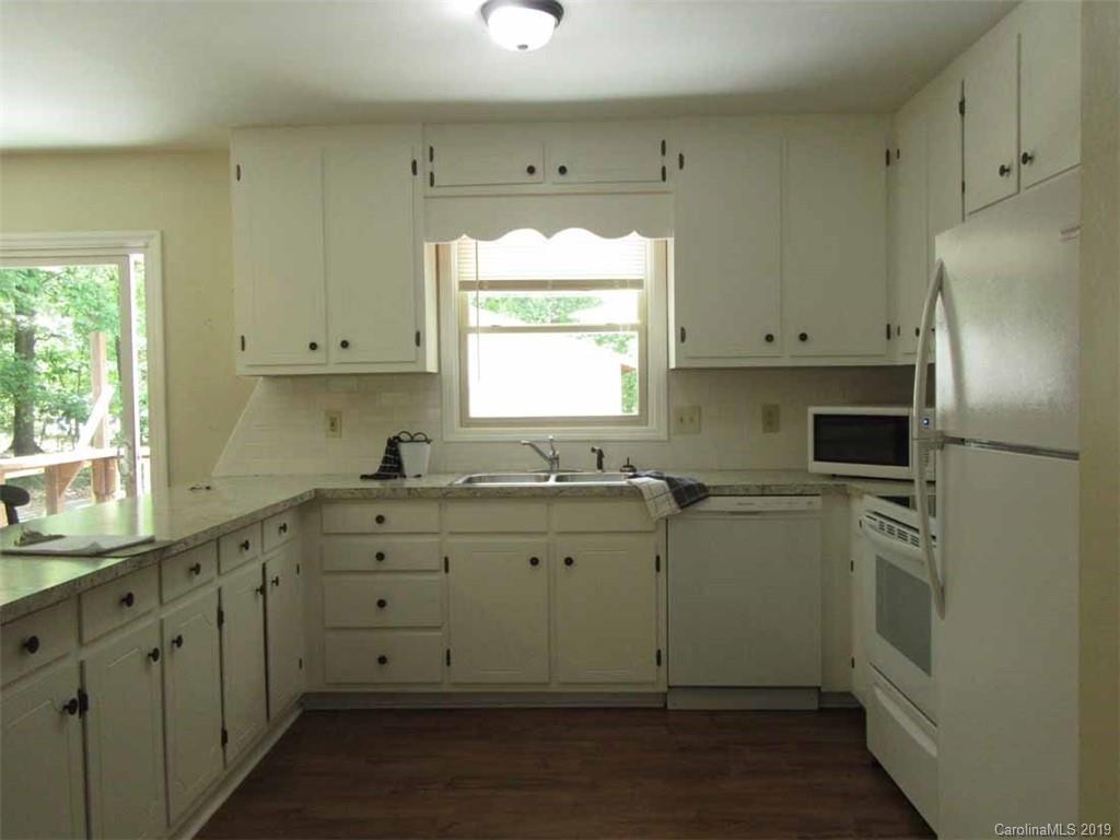 121 Possum Road Mount Gilead, NC 27306 - Photo 8 of 20 Gallery Image 8