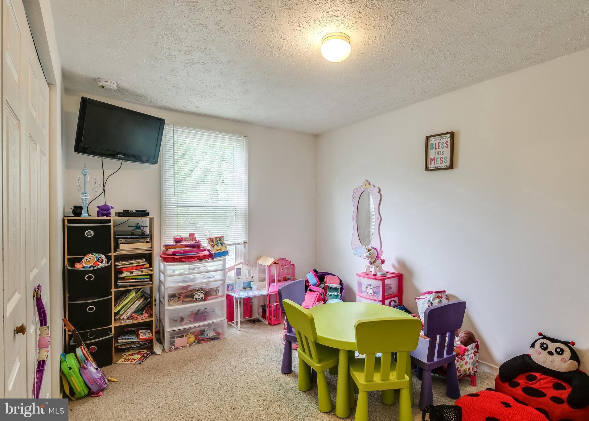 601 Northview Road Mount Airy, MD 21771 - Photo 15 of 31 2nd Main Level Bedroom/Playroom