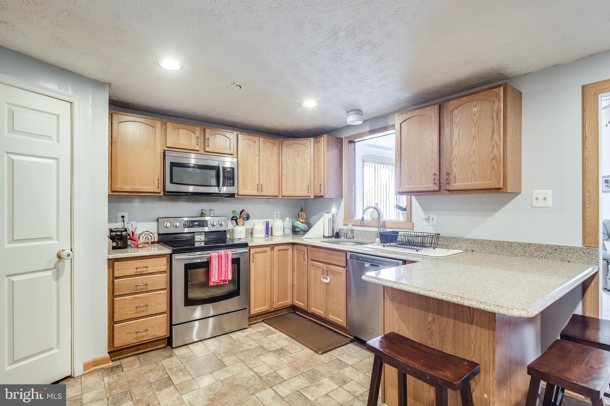 601 Northview Road Mount Airy, MD 21771 - Photo 6 of 31 Eat-In Kitchen