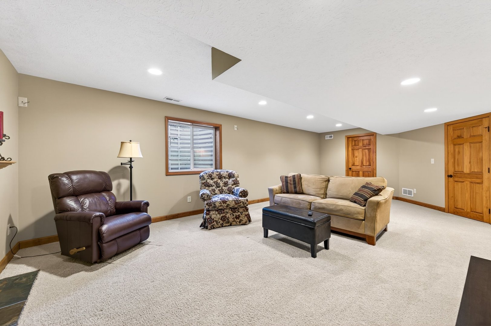 2968 Wolf Creek Lane Normal, IL 61761 - Photo 34 of 47 a living room with furniture