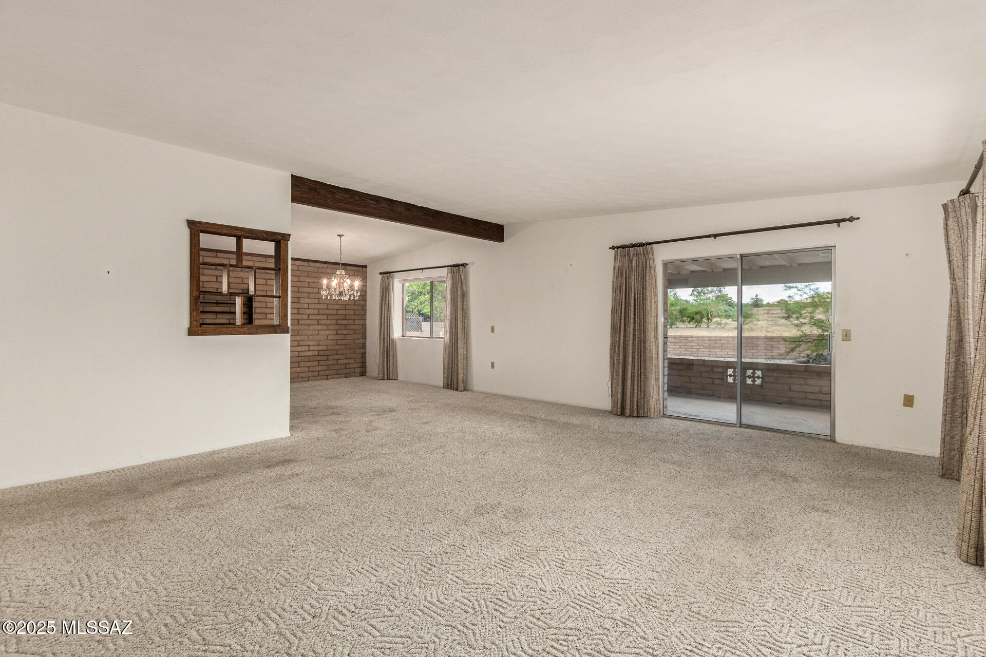 16381 South Observatory Place Vail, AZ 85641 - Photo 3 of 23 an empty room with windows