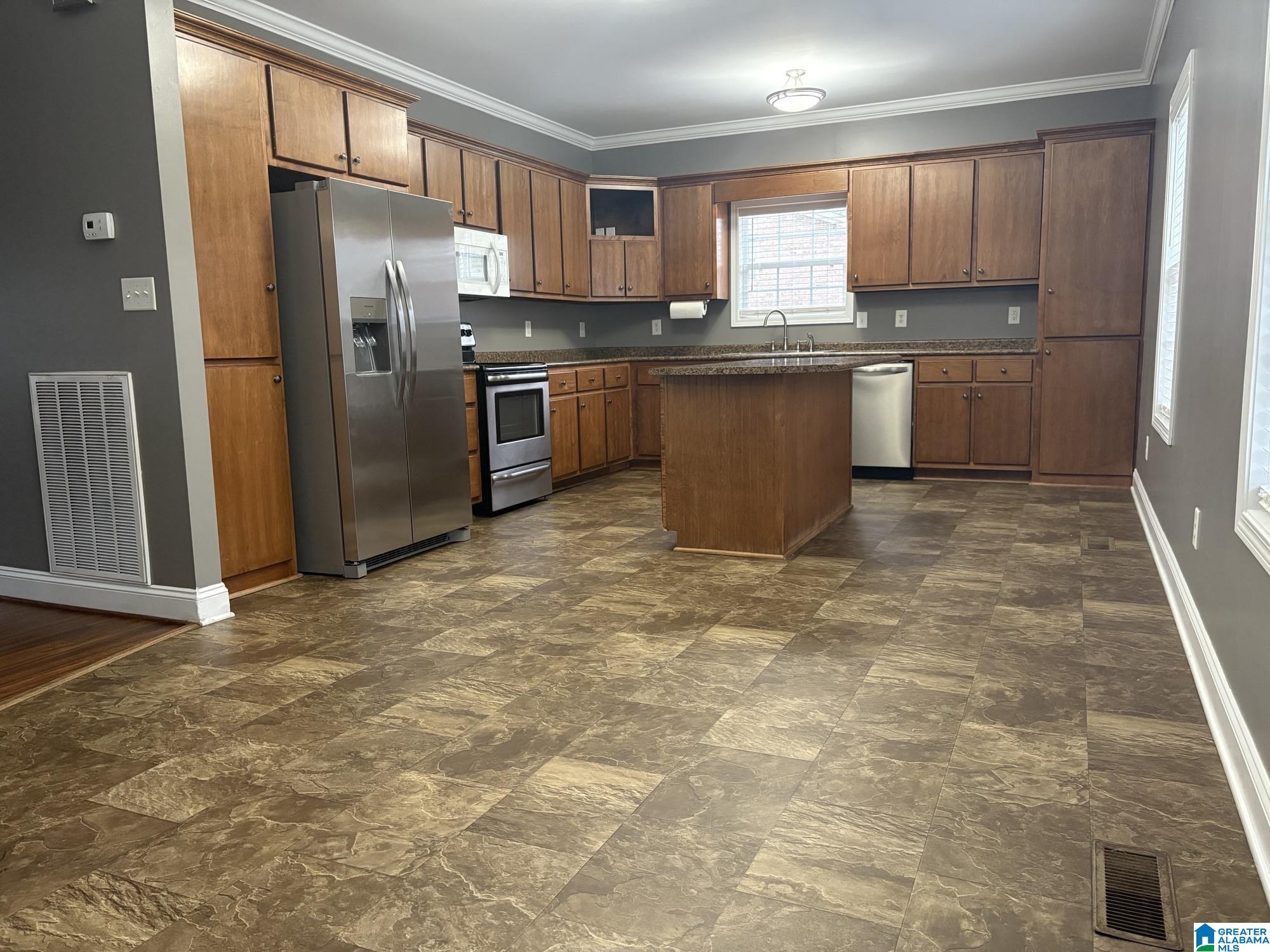 908 Azalea Road Oneonta, AL 35121 - Photo 10 of 47 Gallery Image 10